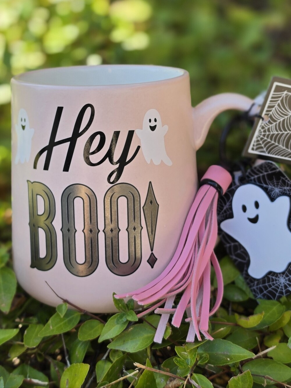 Cobwebs & Cauldrons Hey Boo! Pink Halloween Mug with Tassel Accent New